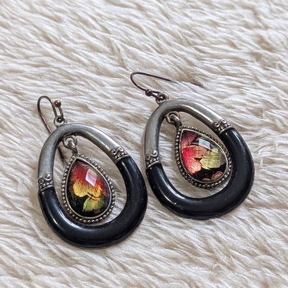 Jewelry - Vintage 80's Black and Silvertone Teardrop Pierced Earrings